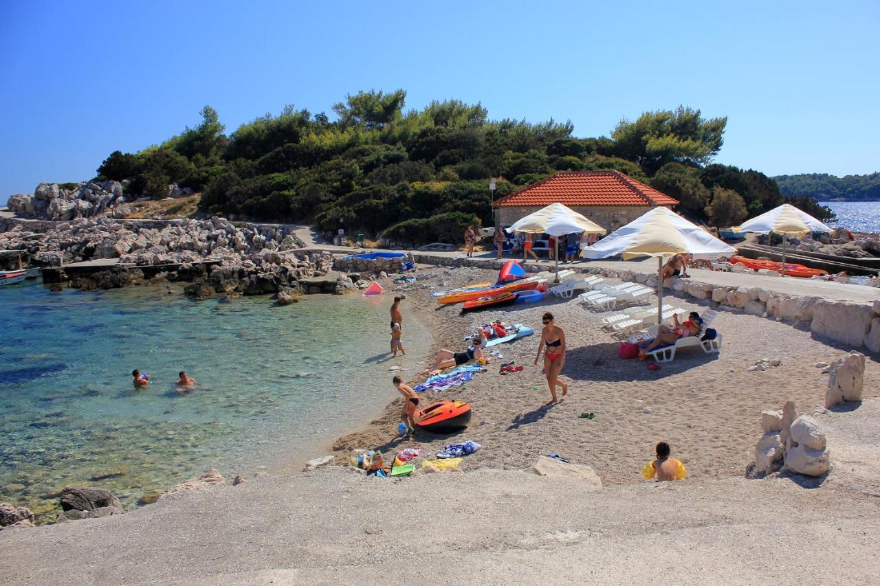 Apartments By The Sea Prizba, Korcula - 11069 Exterior photo